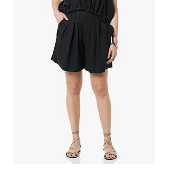 Terea Women's Lexington Pleated Short size M NWT - Picture 2 of 7